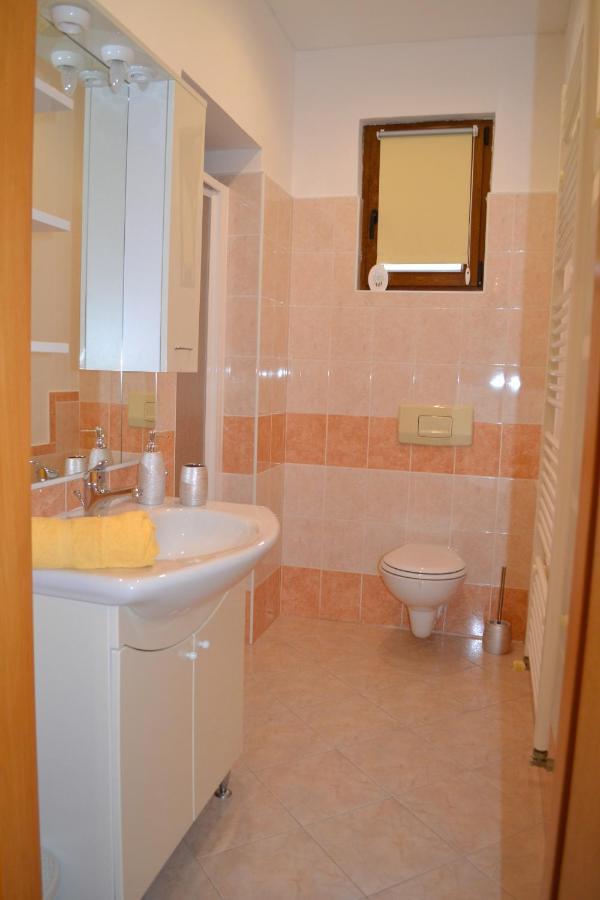 Apartman Doli Nedescina Ngoại thất bức ảnh